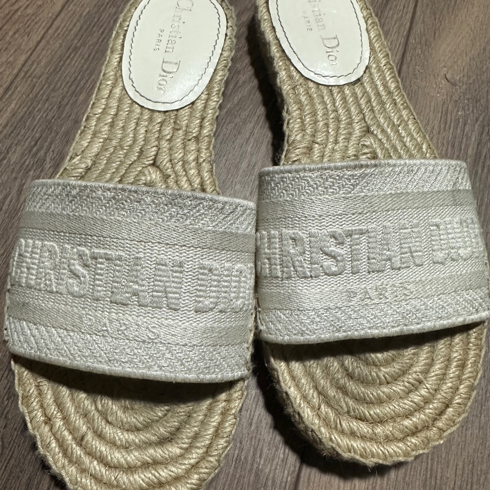 Dior Cream Raffia Slide Sandals - Picture 5 of 5